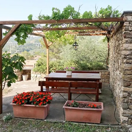 Locazione Turistica Castello - And230 Molino Nuovo (Savona)