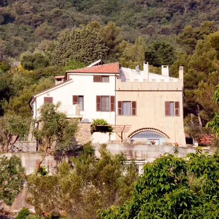 Locazione Turistica Castello - And230 Molino Nuovo (Savona)